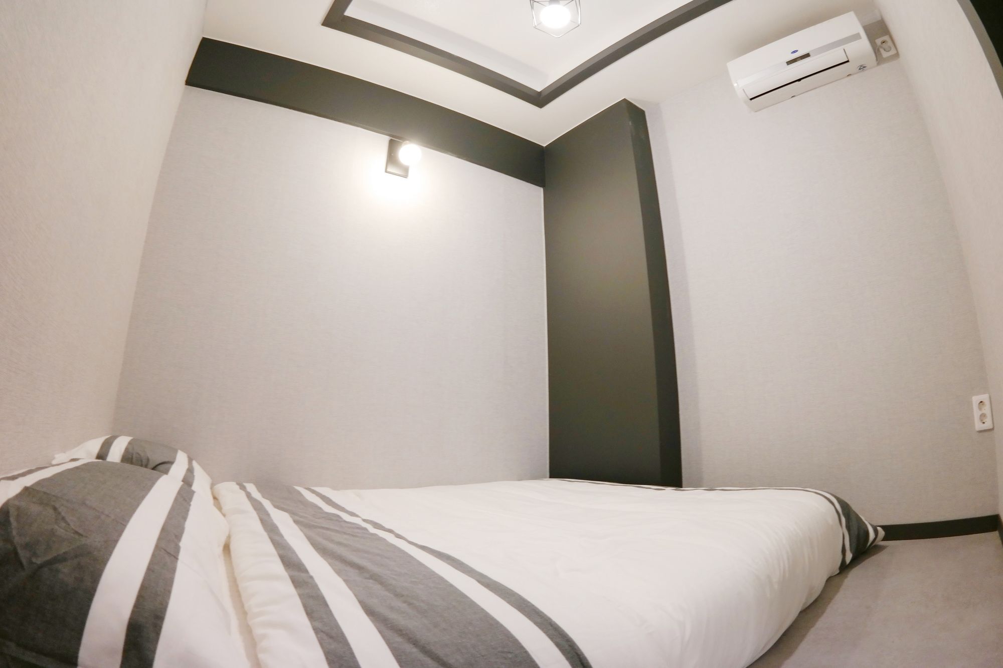 Gangneung White Beach Pension Экстерьер фото